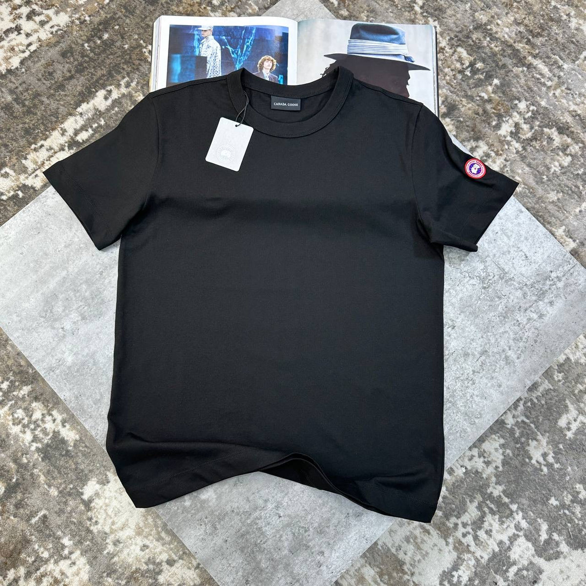 CG SIDE BADGE TSHIRT-BLACK