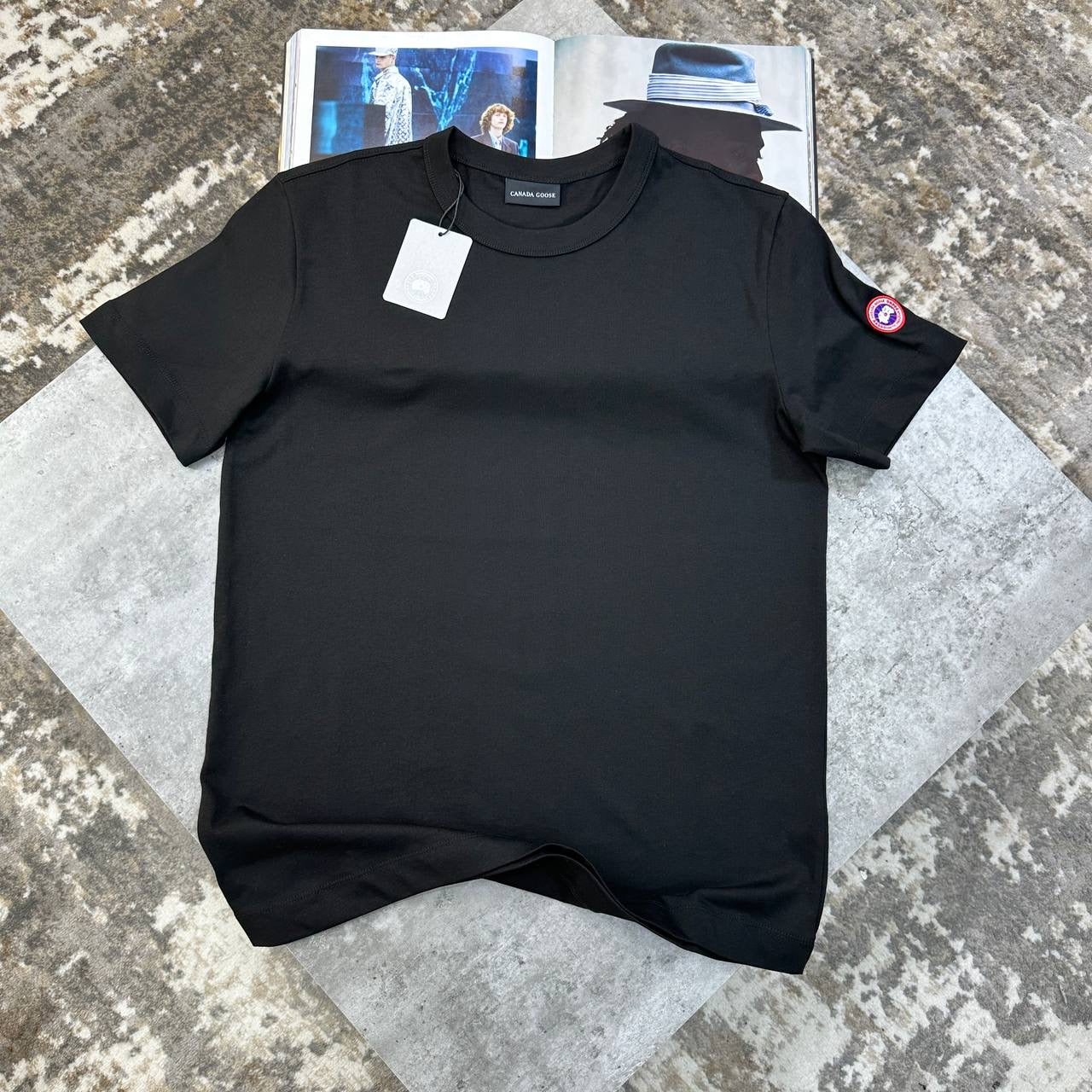 CG SIDE BADGE TSHIRT-BLACK