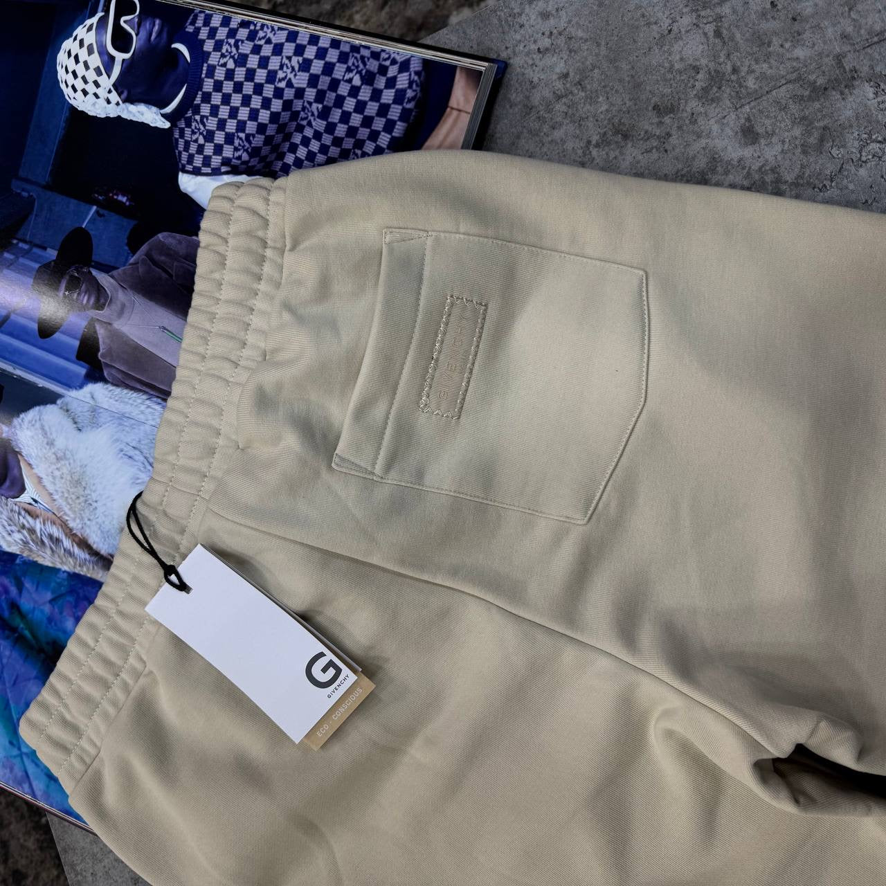 GVNCHY SHORT SET ALL BEIGE