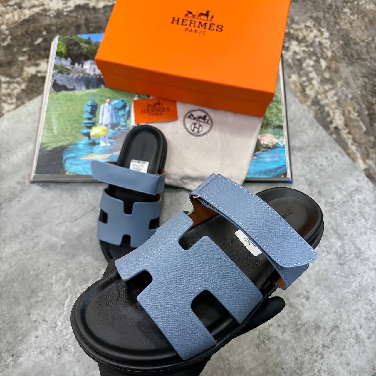 HRMS SLIPPERS MENS BLACK/BLUE