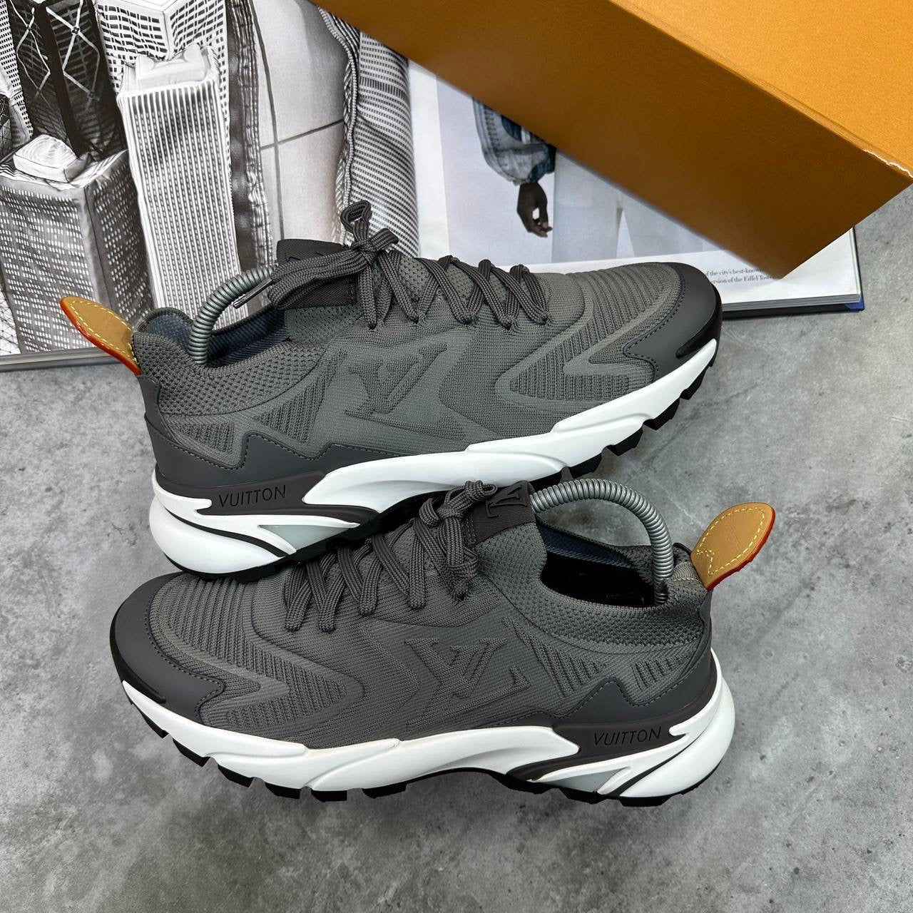 LVE TRAINER - GREY/WHITE